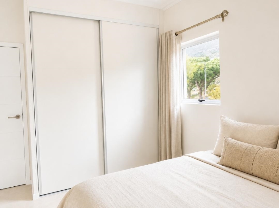 To Let 2 Bedroom Property for Rent in Beach Estate Western Cape